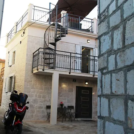 House Rokastone Apartment *