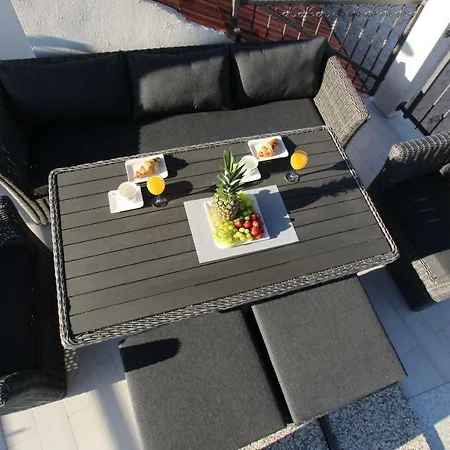 House Rokastone Apartment *