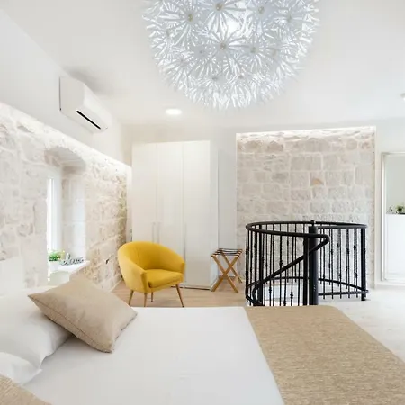 House Rokastone