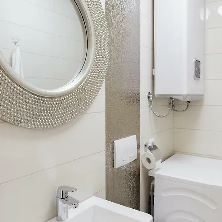 House Rokastone Apartment *