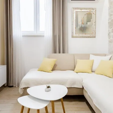 Apartment House Rokastone Split