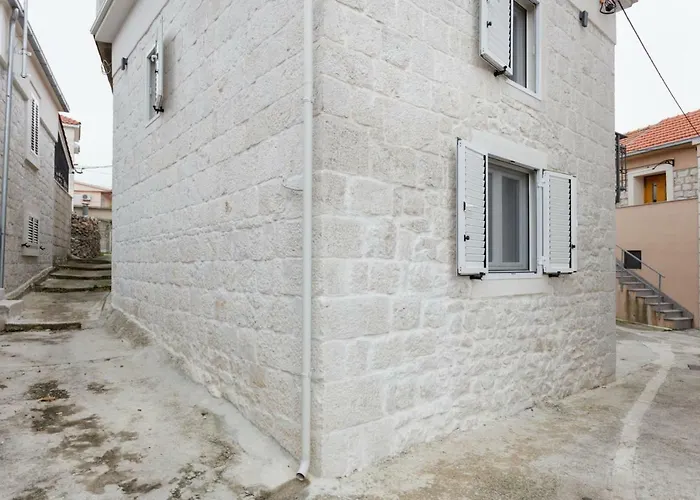 Apartamento House Rokastone