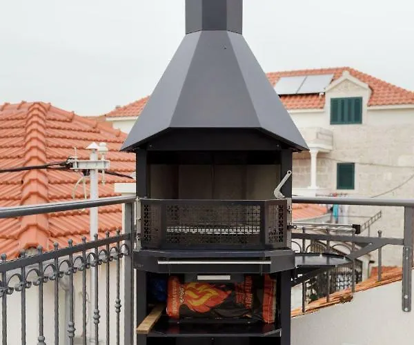 Apartamento House Rokastone