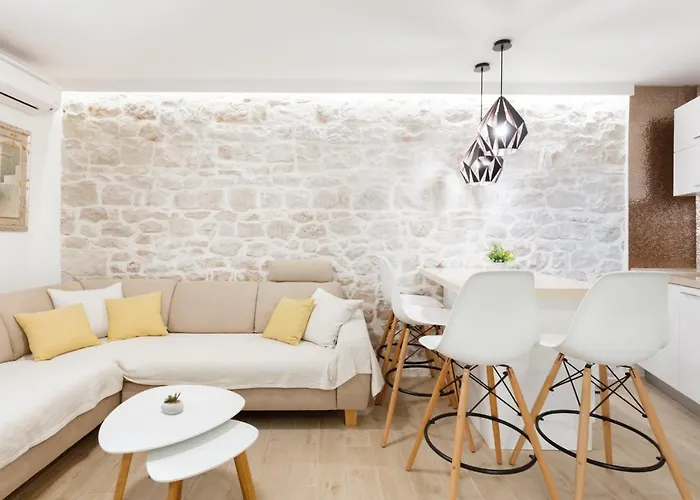 House Rokastone Split