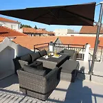 House Rokastone Daire *