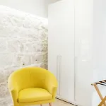 Daire House Rokastone Split